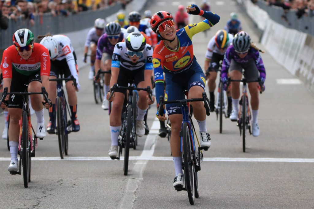 Elisa Balsamo trionfa al Trofeo Binda 2025: volata regale a Cittiglio
